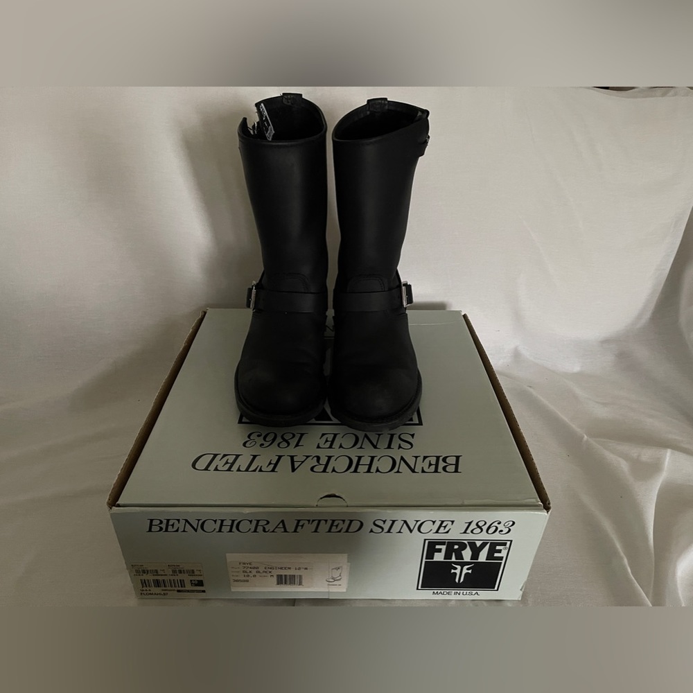 Frye 12R Engineer leather boots